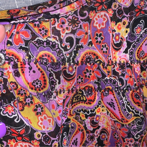Rock47-wrangler sheer blouse size L - round neck,rhinestones, paisley flowers - Picture 16 of 16